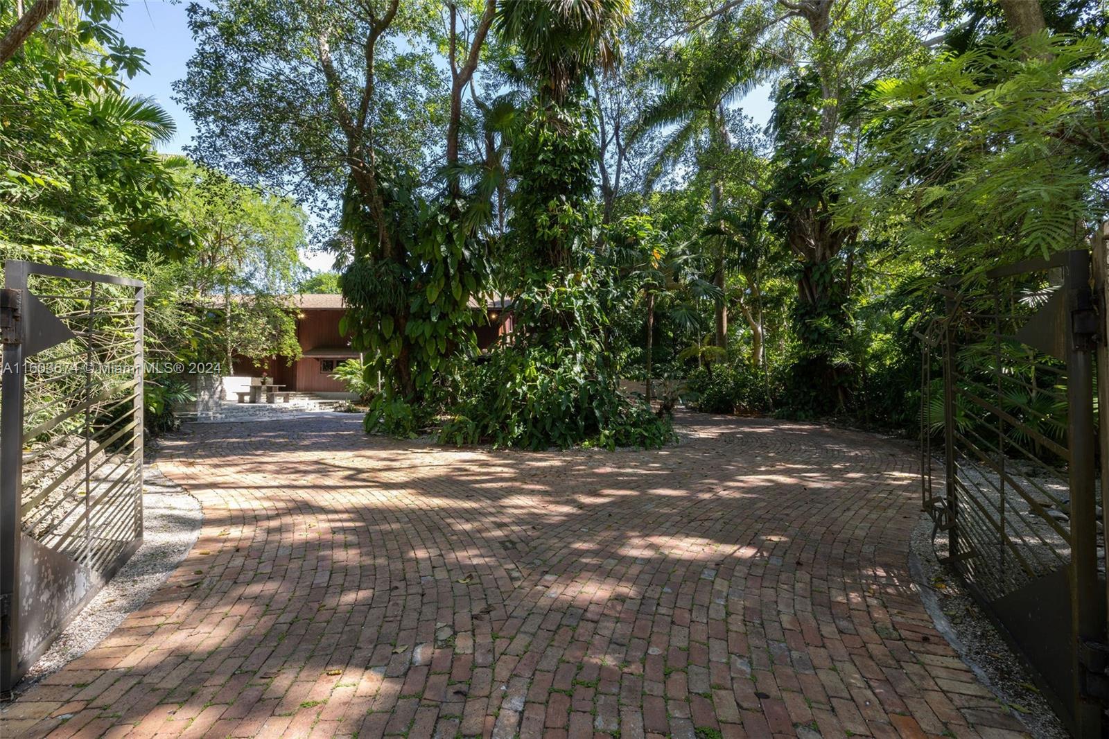 HAMMOCK PARK - Residential