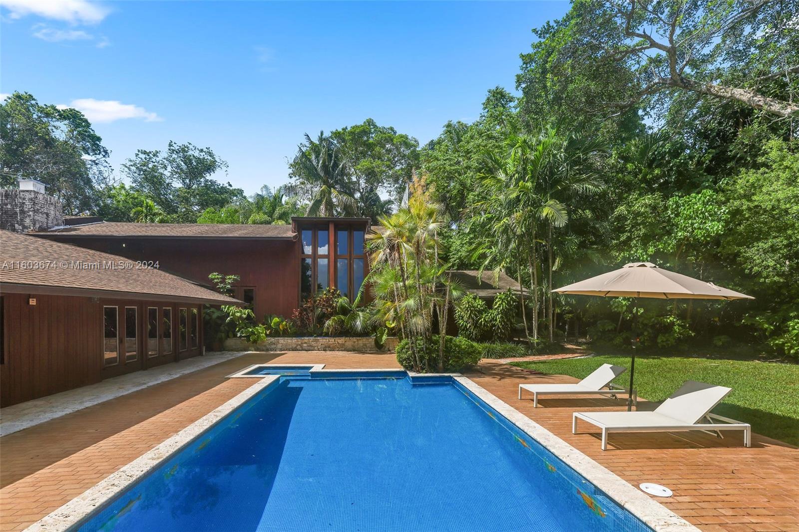 HAMMOCK PARK - Residential