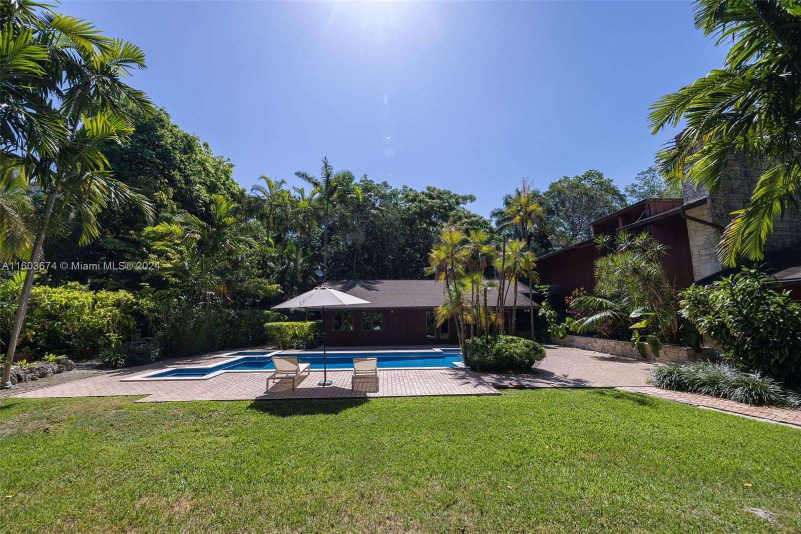 HAMMOCK PARK - Residential