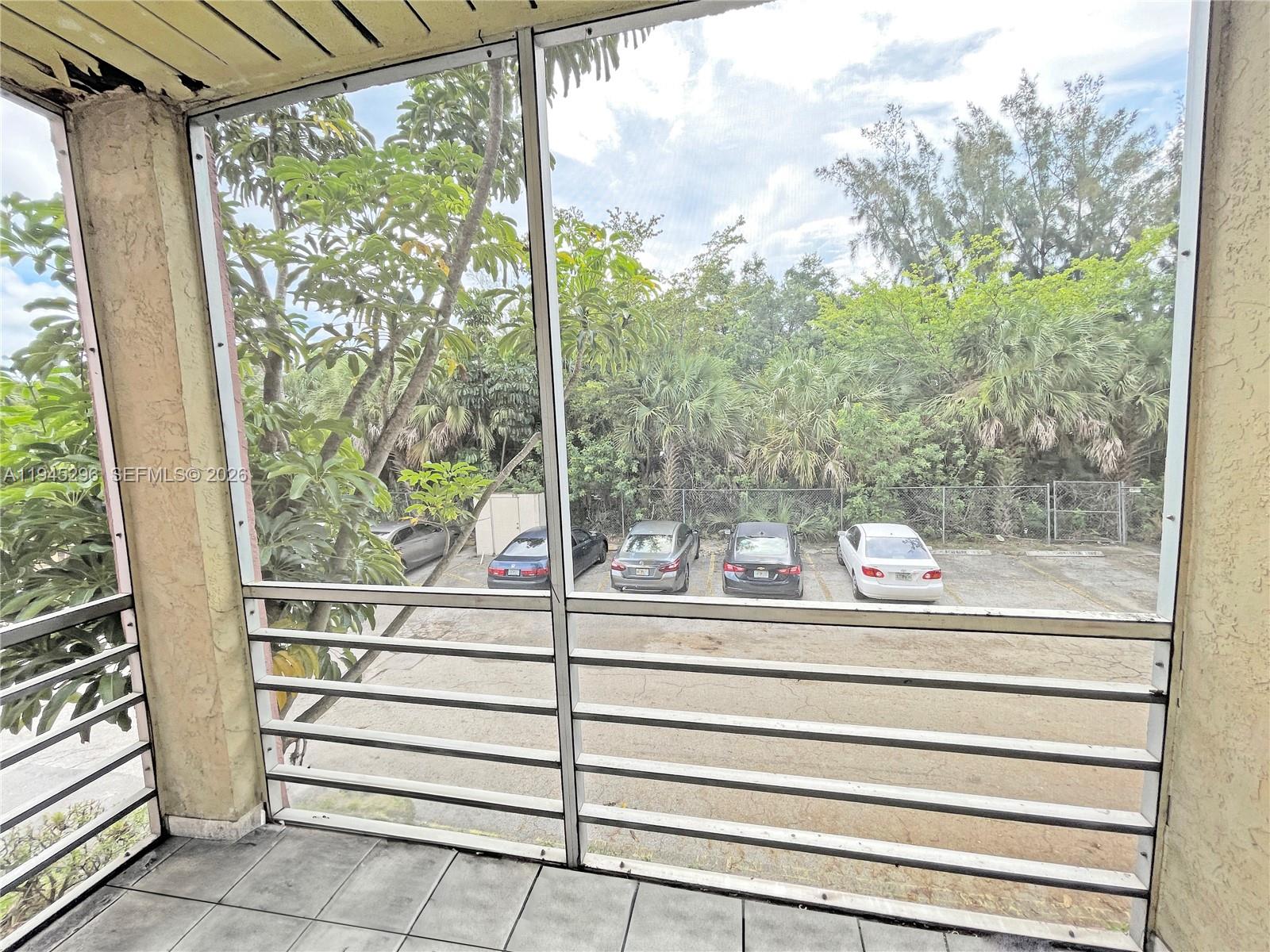 BROOKFIELD SQUARE CONDO - Residential