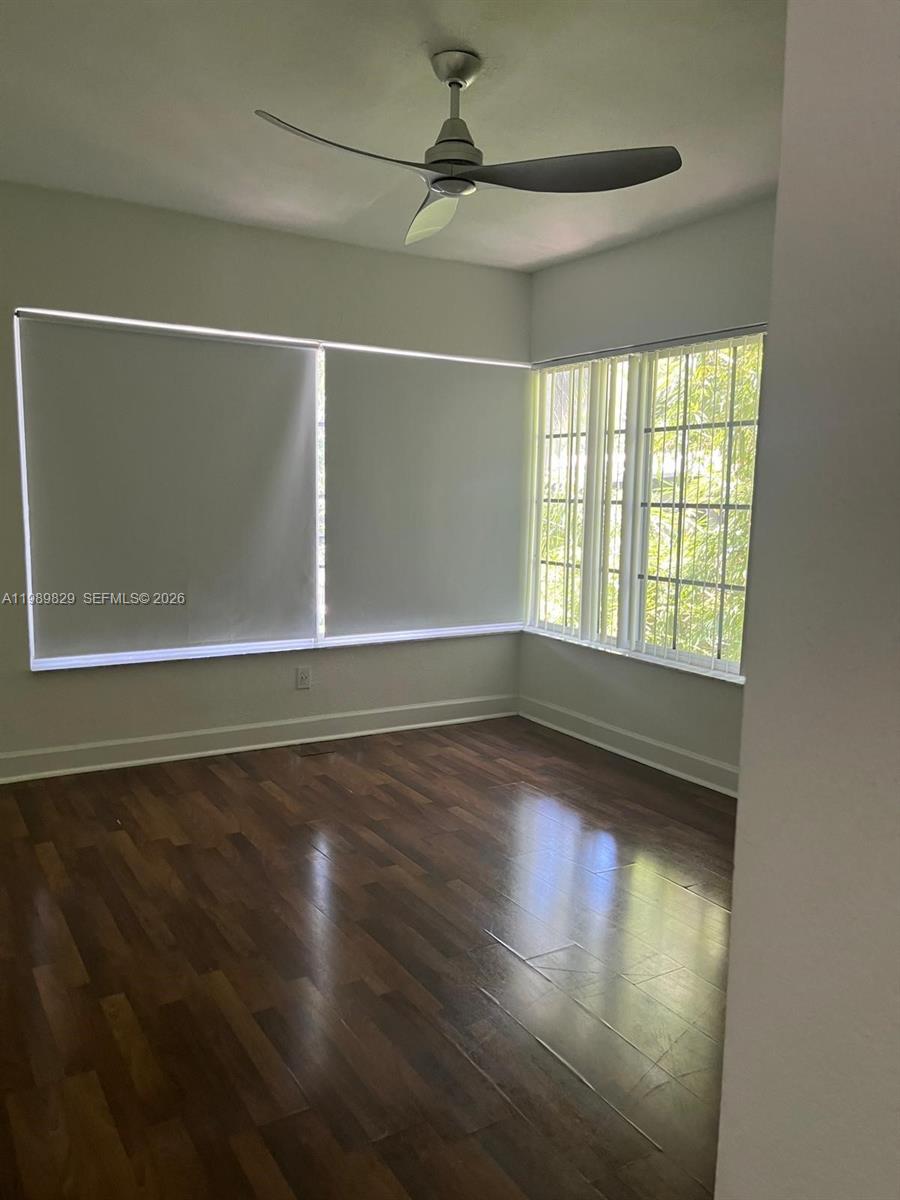 SOUTHERN STAR CONDO - Residential