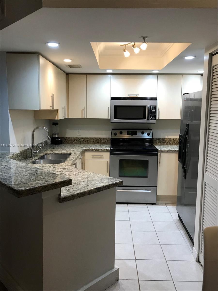 VILLAGE EAST CONDO - Residential Lease
