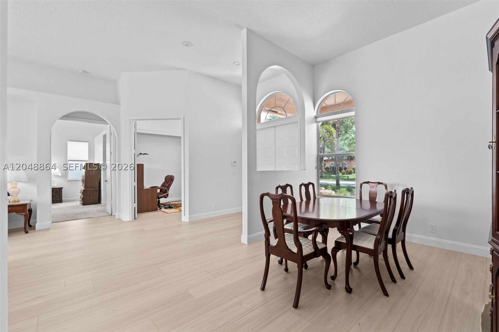 KENSINGTON - Residential