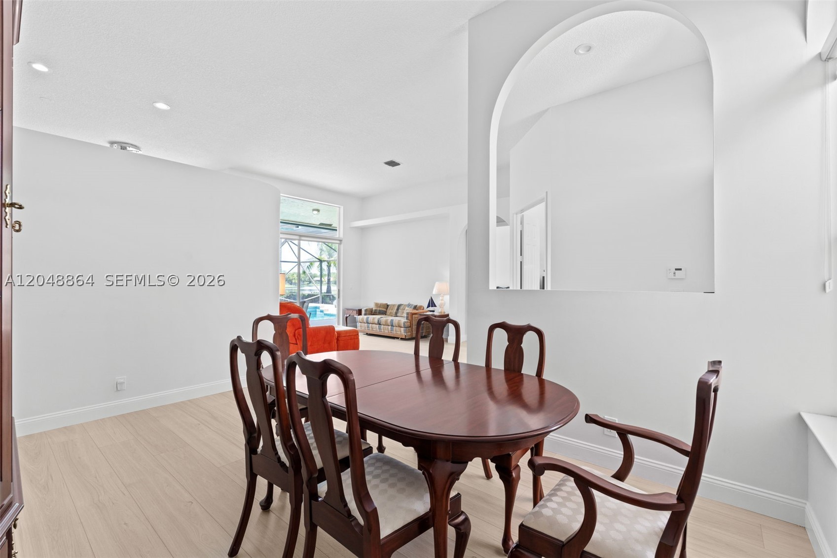 KENSINGTON - Residential