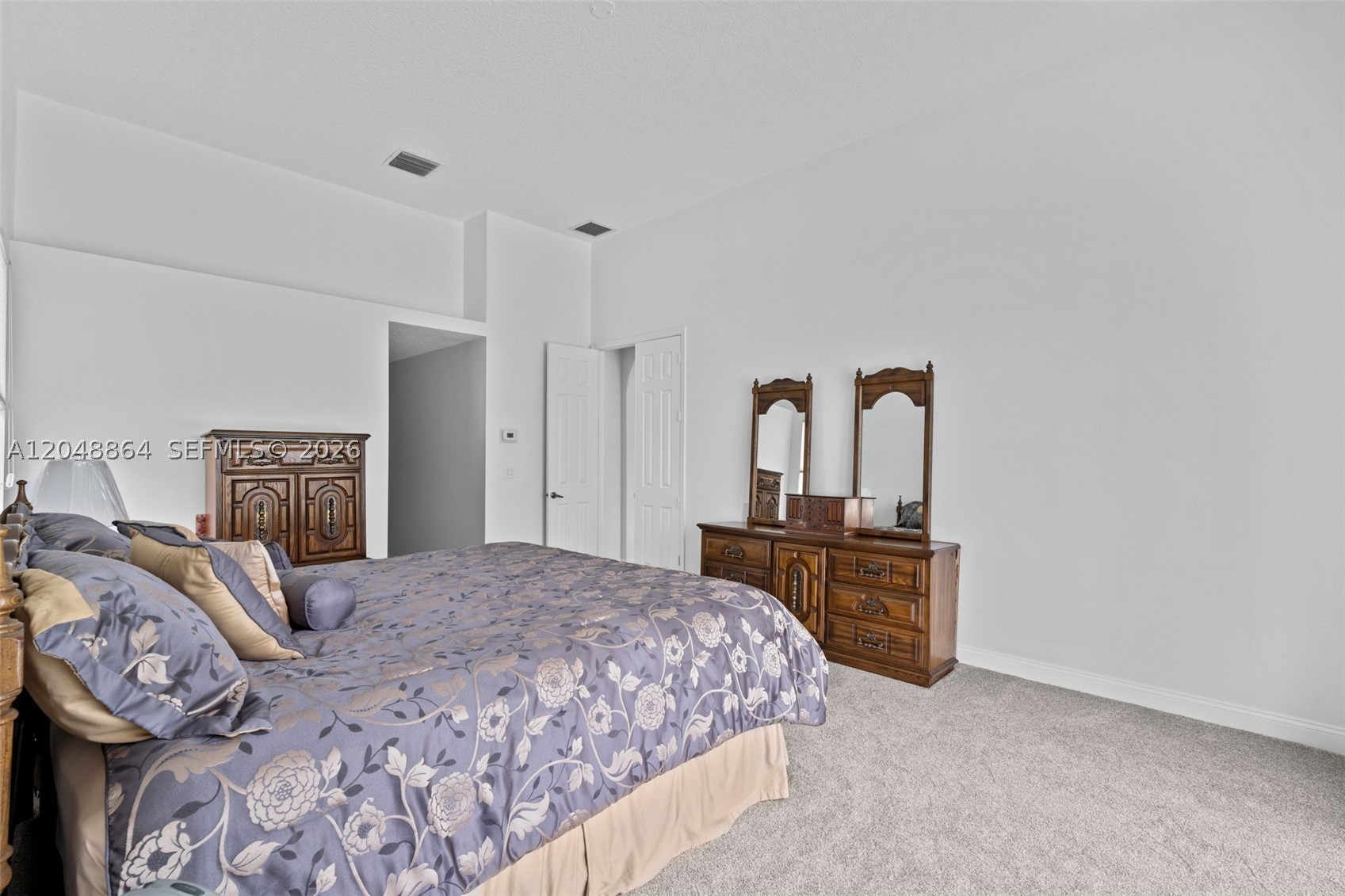 KENSINGTON - Residential