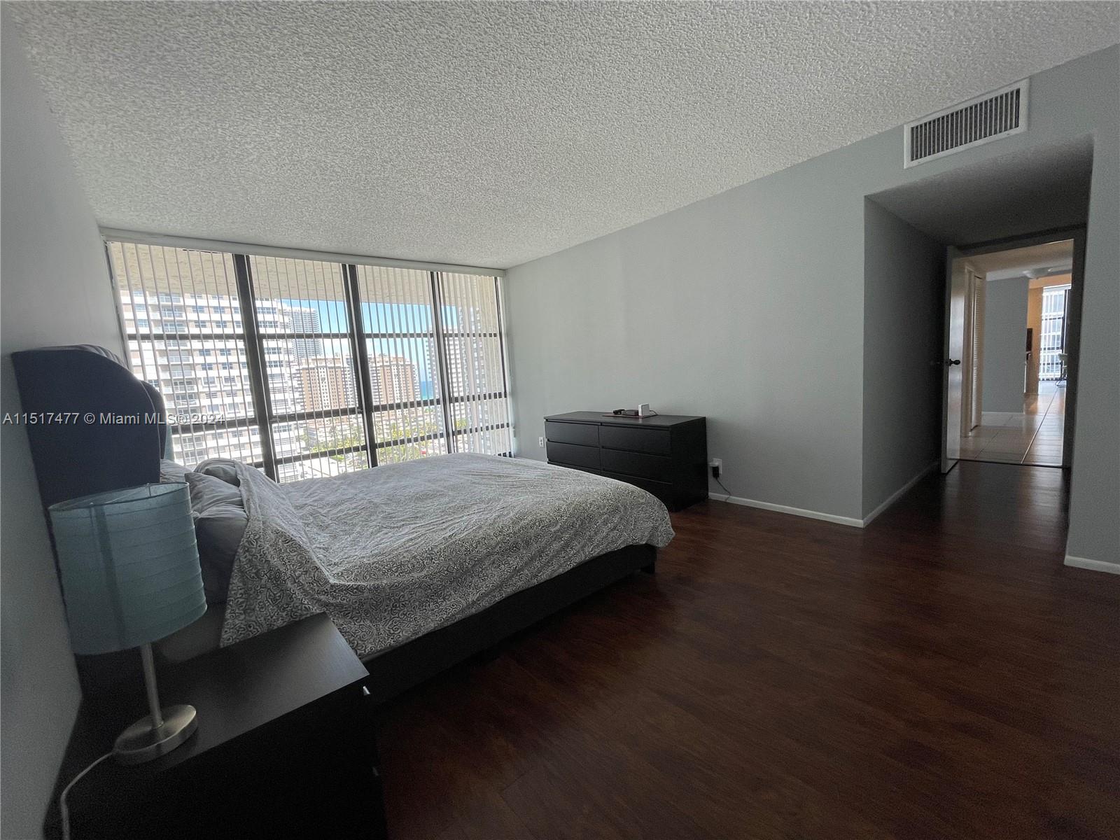 AVANT GARDE CONDO - Residential Lease