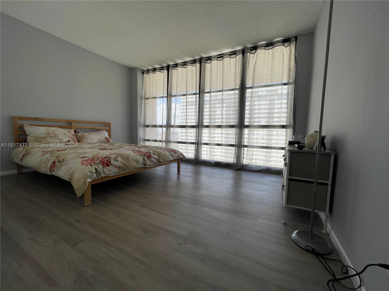 AVANT GARDE CONDO - Residential Lease