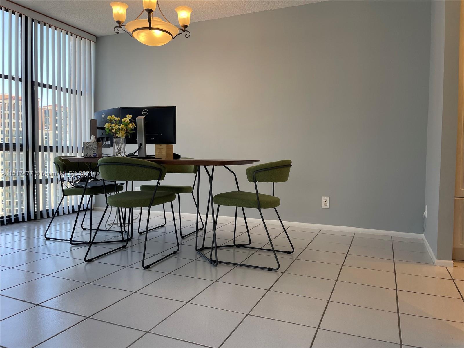 AVANT GARDE CONDO - Residential Lease