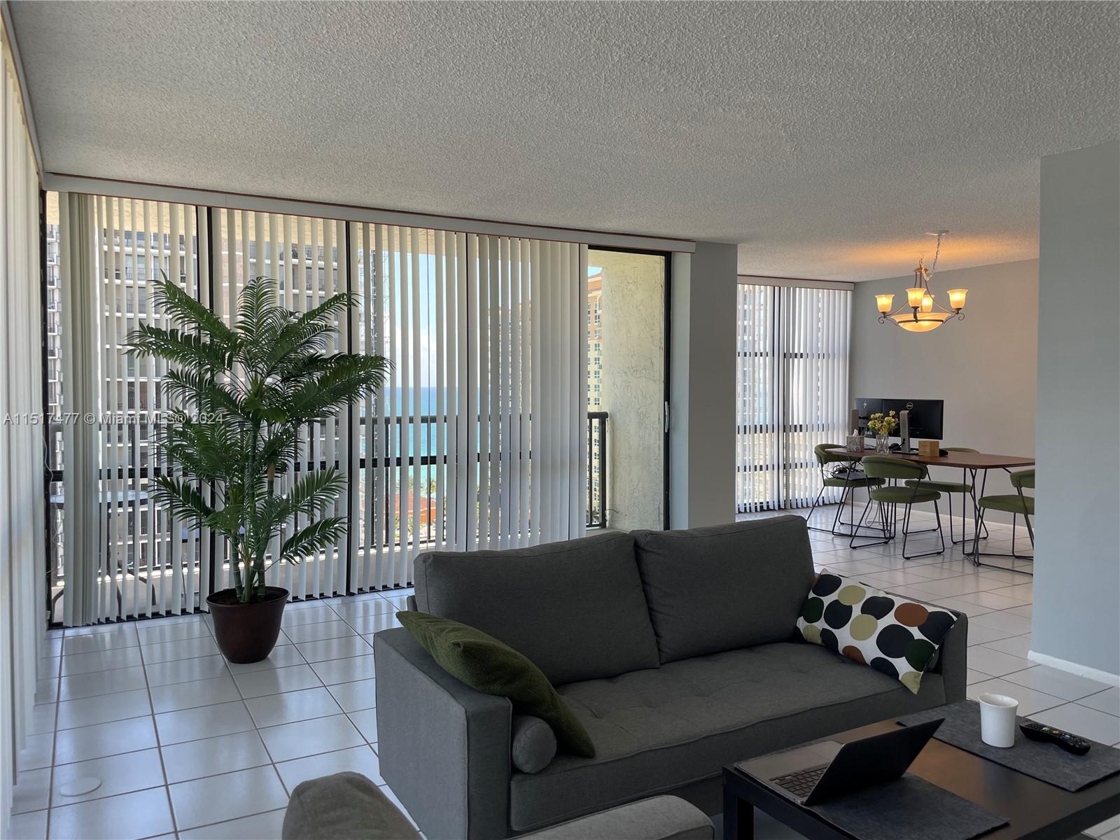 AVANT GARDE CONDO - Residential Lease