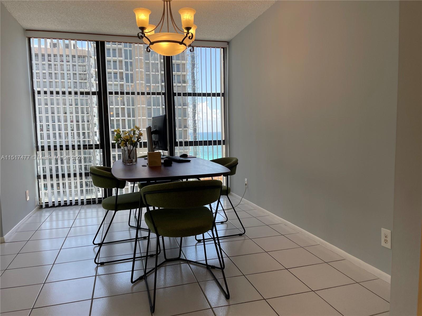 AVANT GARDE CONDO - Residential Lease