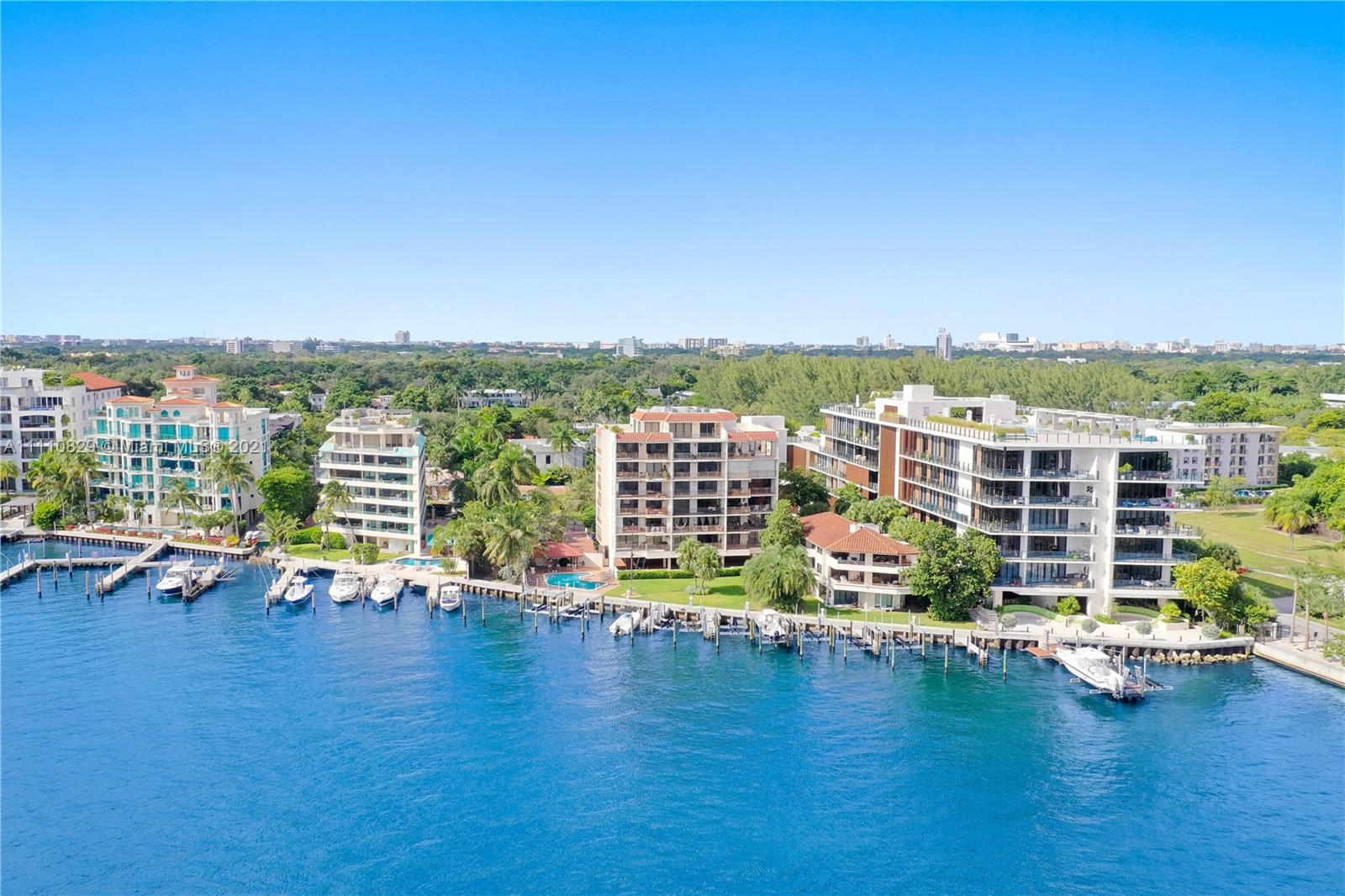 Fairchild Coconut Grove - Residential