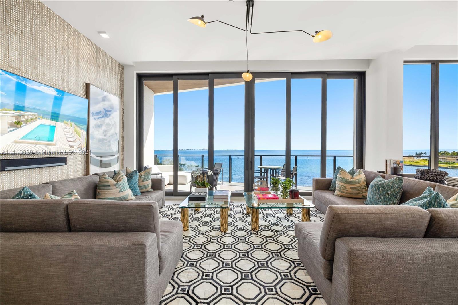 Fairchild Coconut Grove - Residential