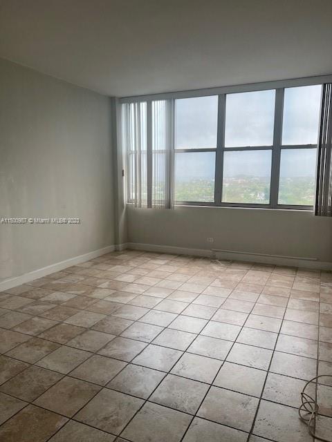 PARKVIEW POINT CONDO - Residential Lease