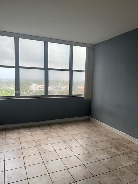 PARKVIEW POINT CONDO - Residential Lease