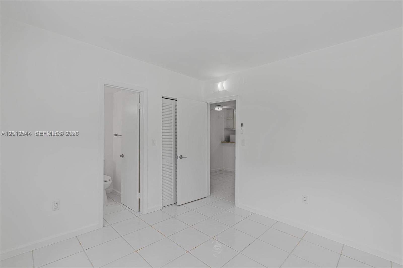 THE OAKS AT SOUTH MIAMI C - Residential
