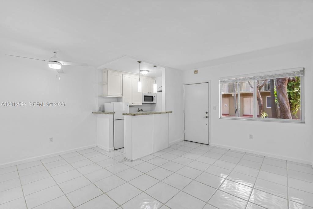 THE OAKS AT SOUTH MIAMI C - Residential