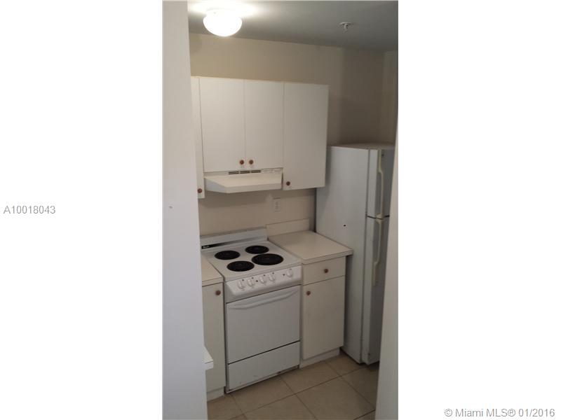 CASTELLO I CONDO - Residential Lease