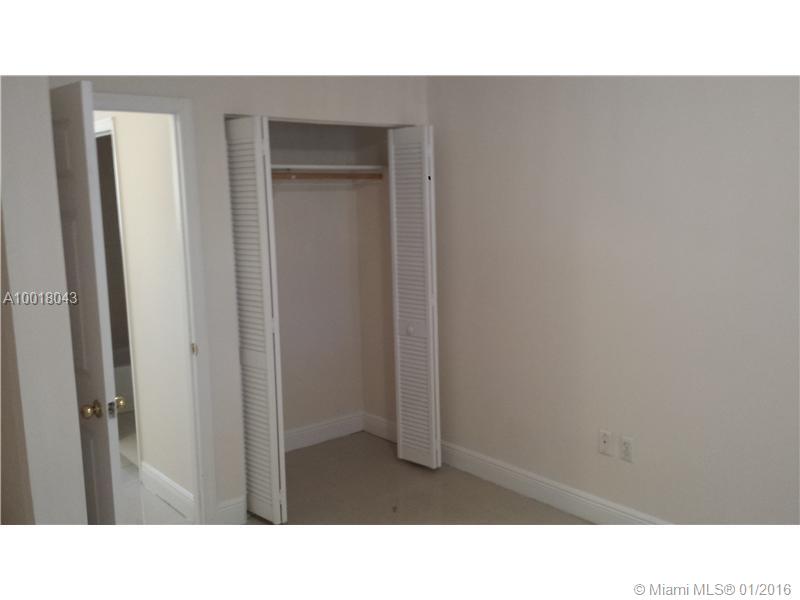 CASTELLO I CONDO - Residential Lease