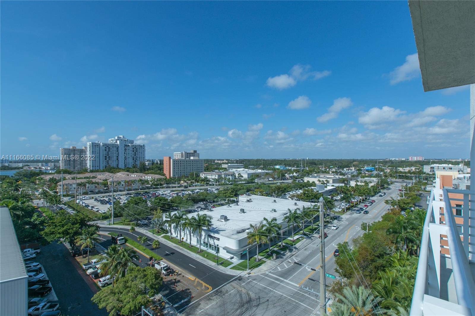 VENTURE AT AVENTURA WEST - Residential Lease