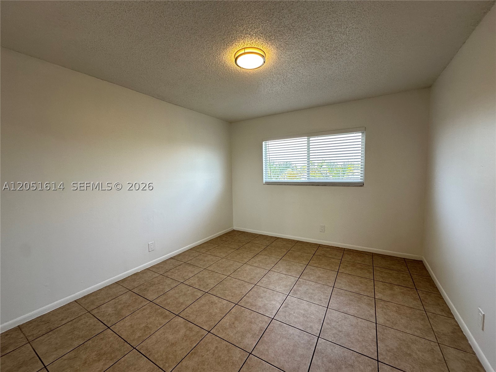 CORAL RIDGE ISLES - Residential Lease