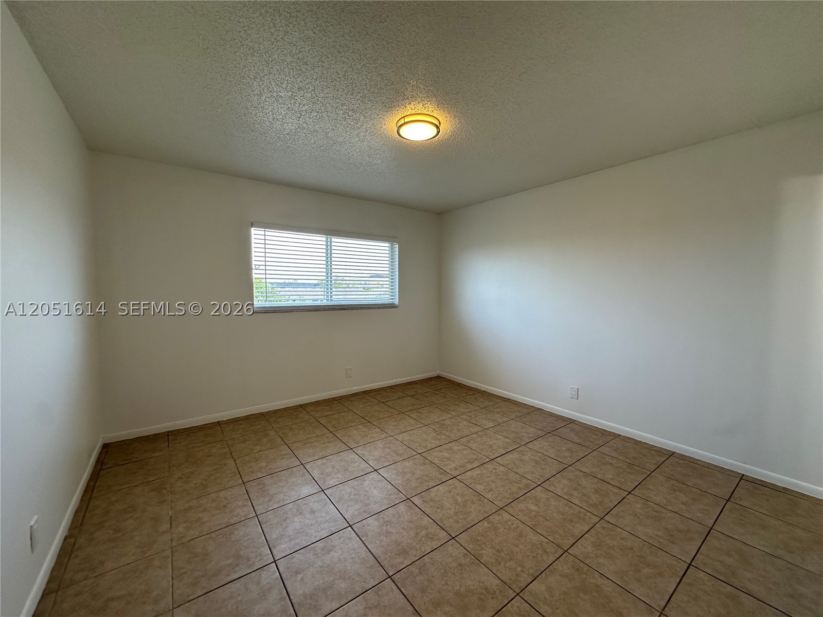 CORAL RIDGE ISLES - Residential Lease