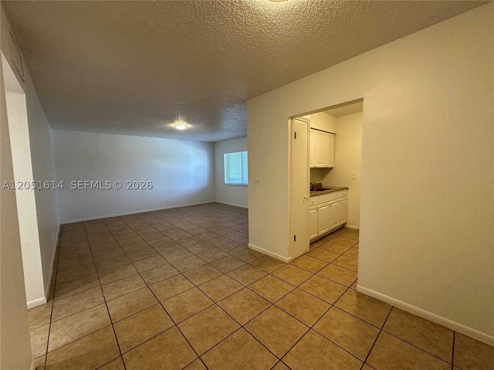 CORAL RIDGE ISLES - Residential Lease