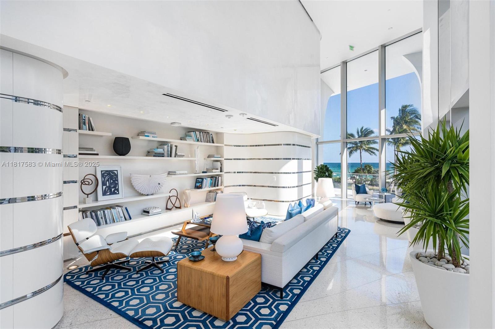 JADE SIGNATURE CONDO - Residential