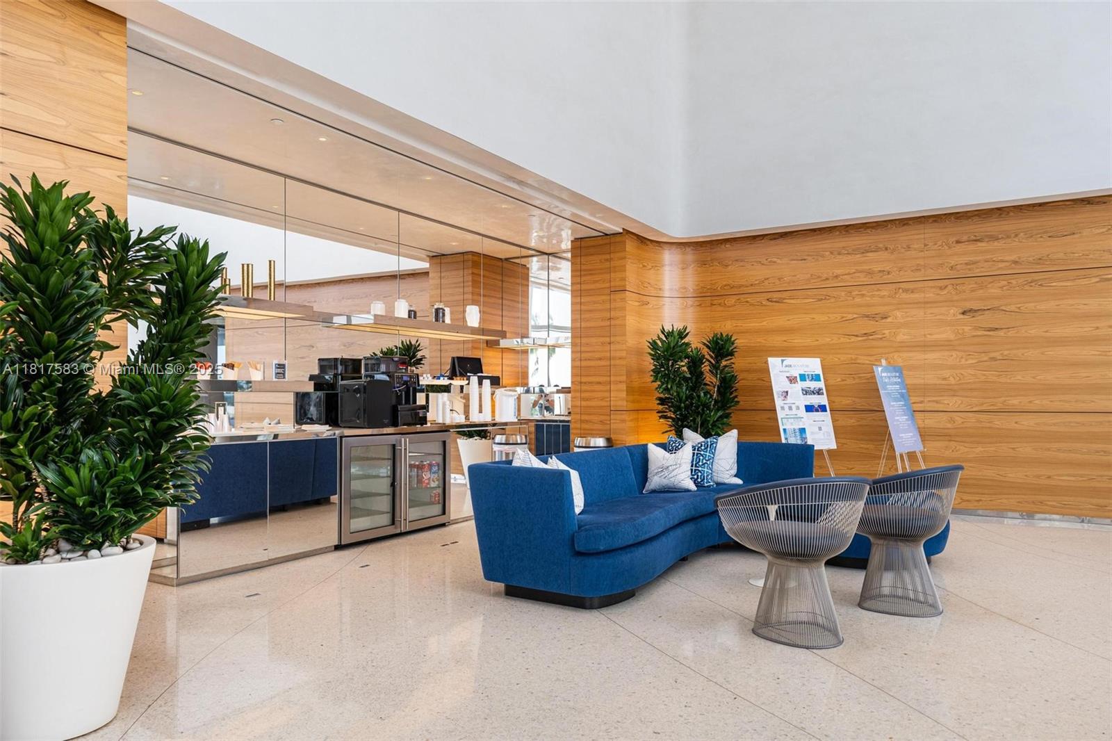 JADE SIGNATURE CONDO - Residential