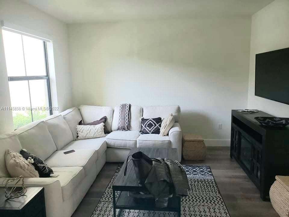 AQUABELLA SECTION TWO - Residential