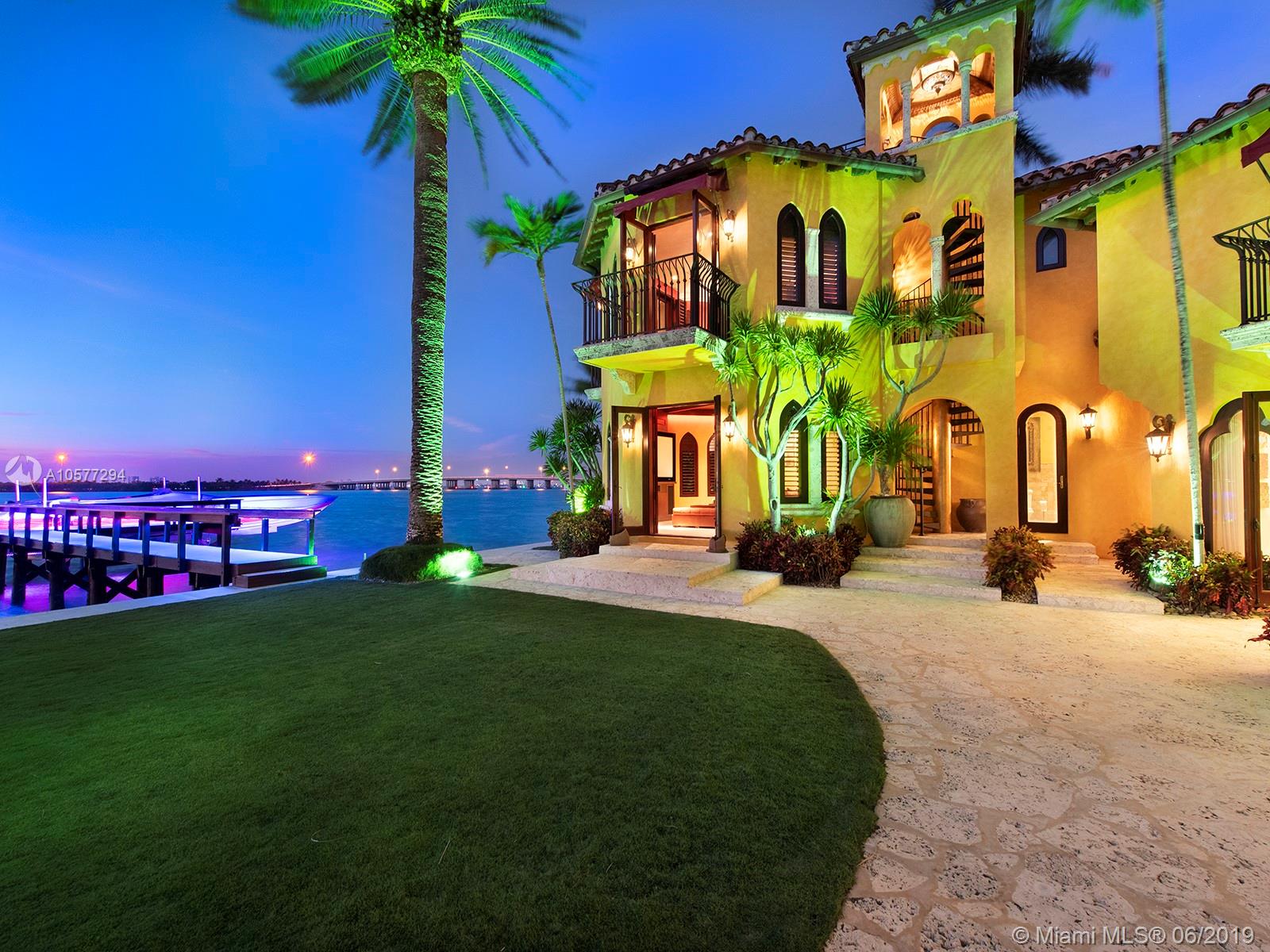 SUNSET ISLANDS I - Residential