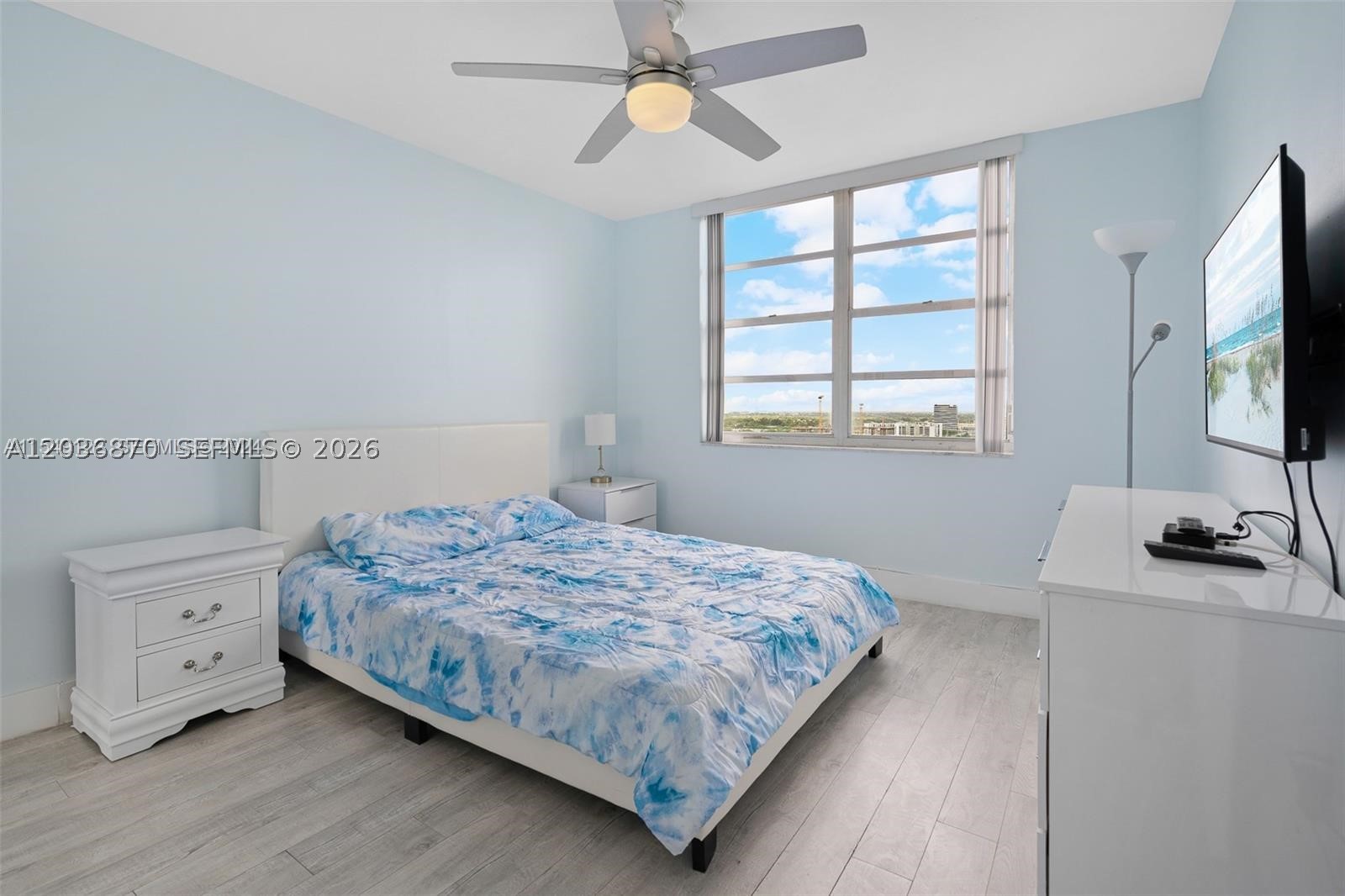 COMMODORE PLAZA CONDO - Residential Lease