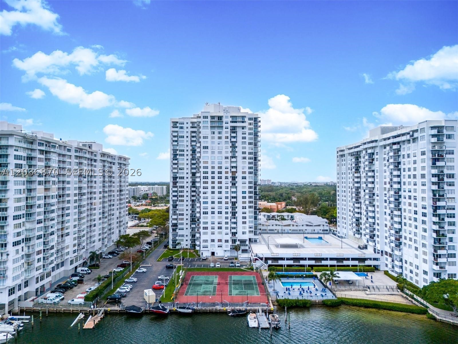 COMMODORE PLAZA CONDO - Residential Lease