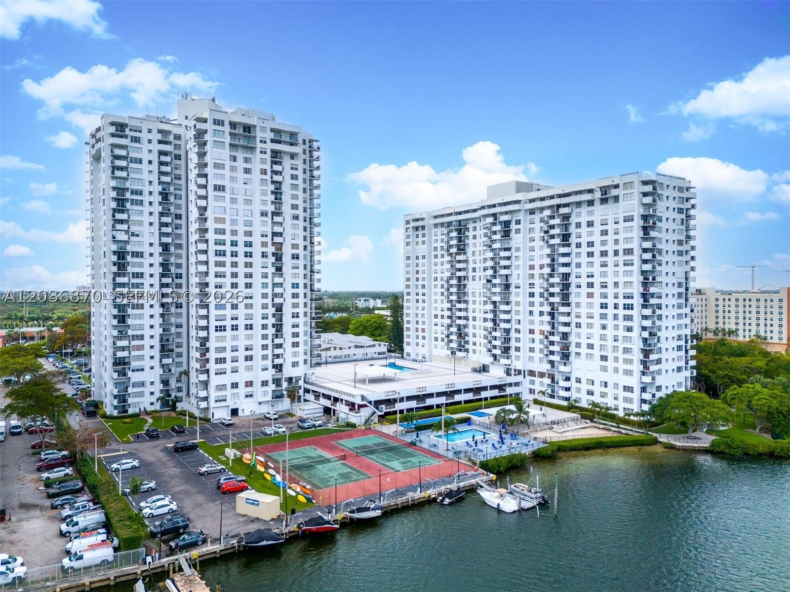 COMMODORE PLAZA CONDO - Residential Lease