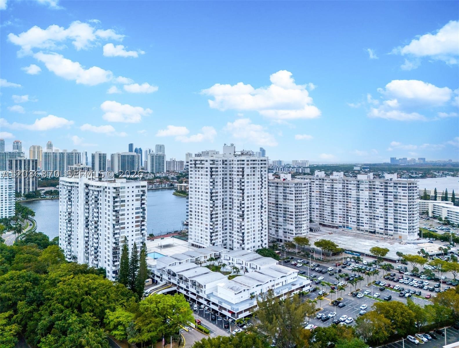 COMMODORE PLAZA CONDO - Residential Lease