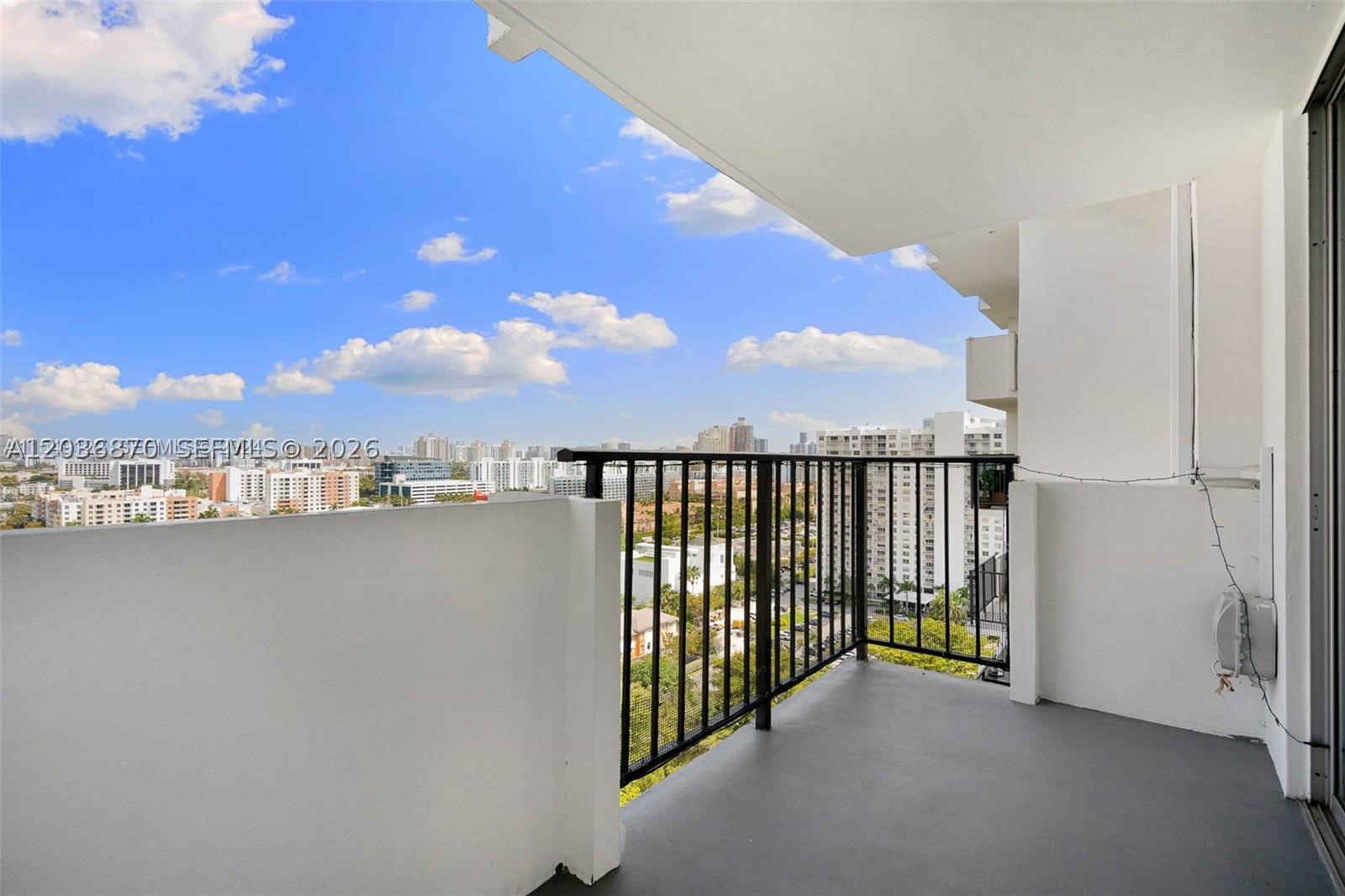 COMMODORE PLAZA CONDO - Residential Lease