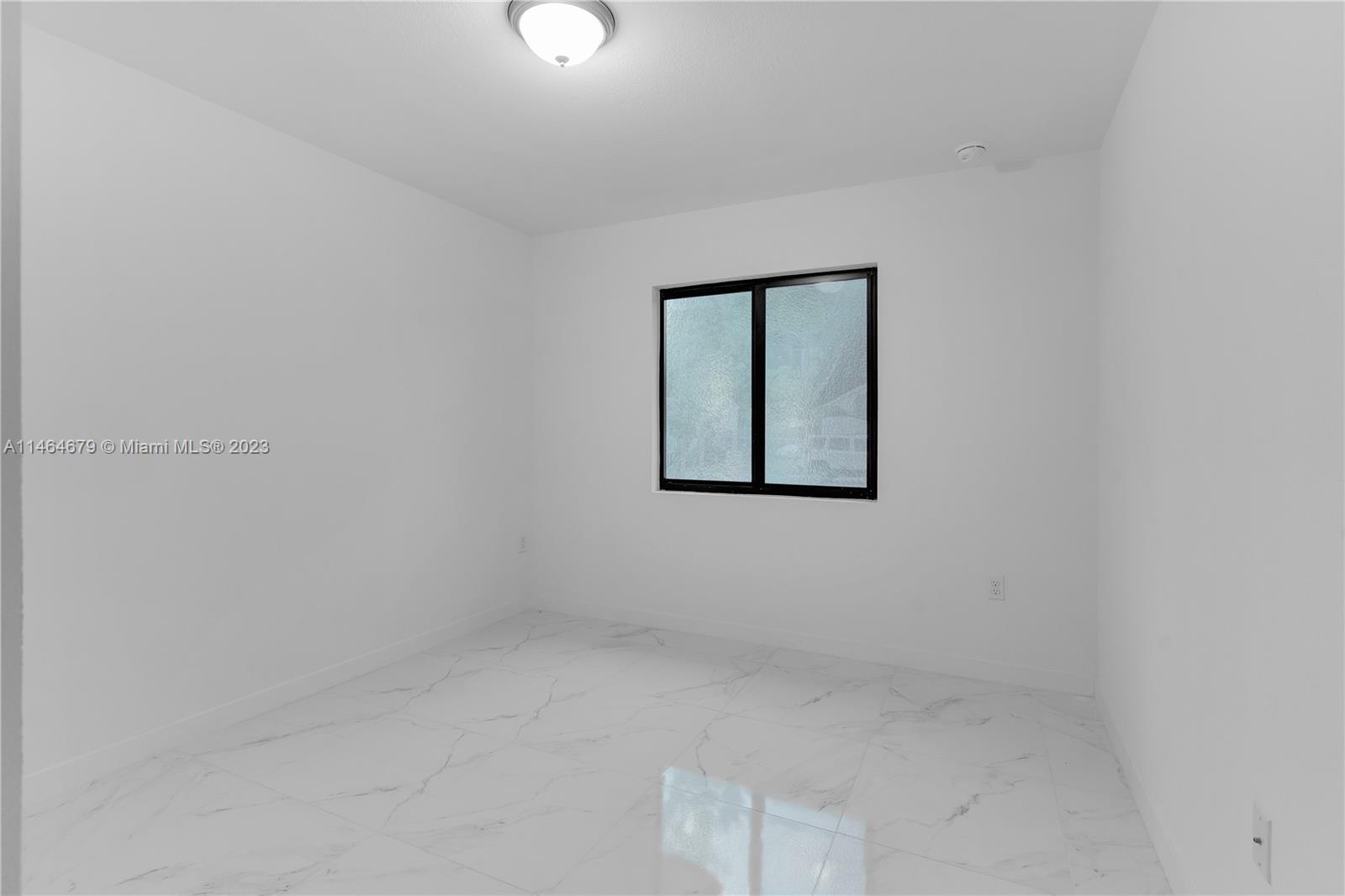 WEST BISCAYNE - Residential Income