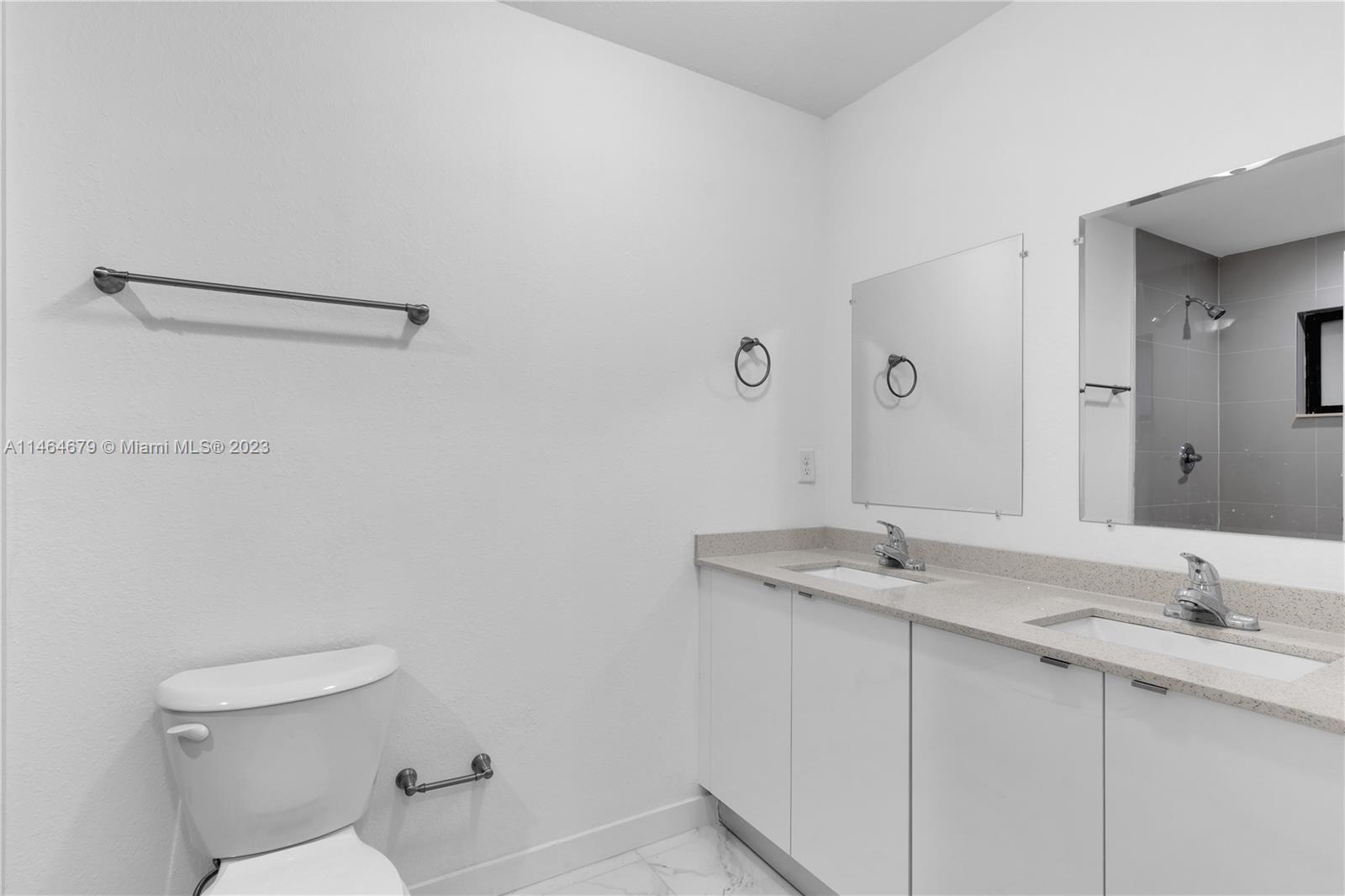 WEST BISCAYNE - Residential Income