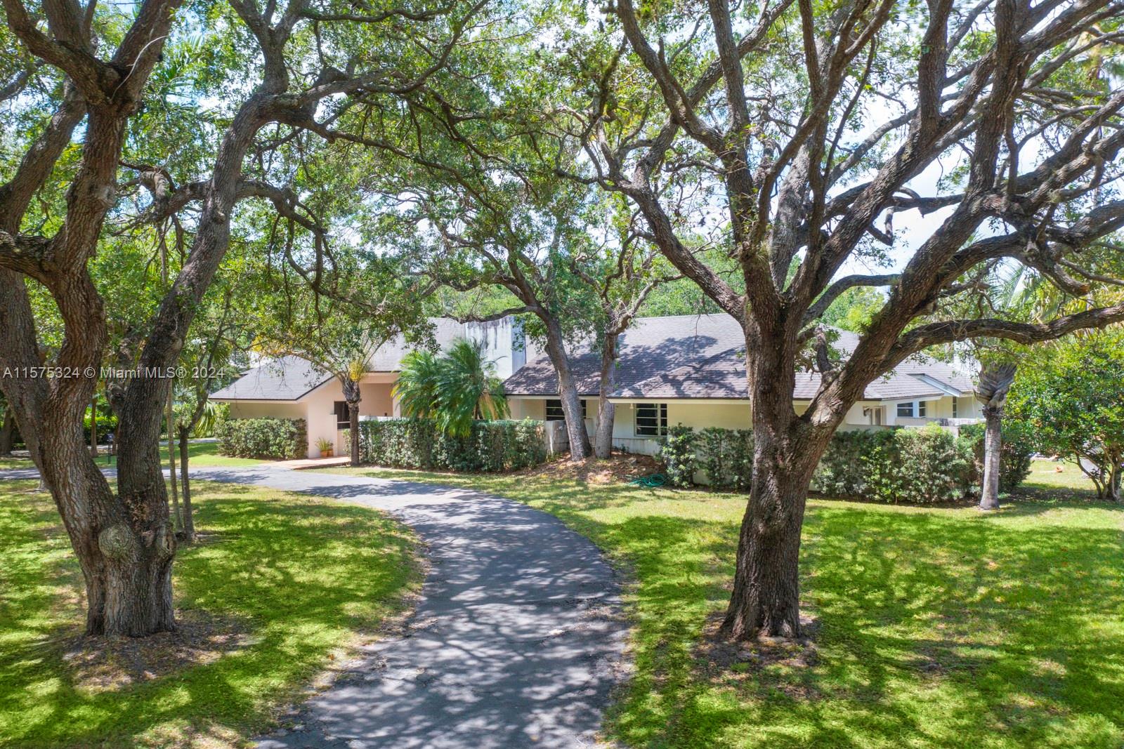 PINE ACRES ESTS - Residential Lease