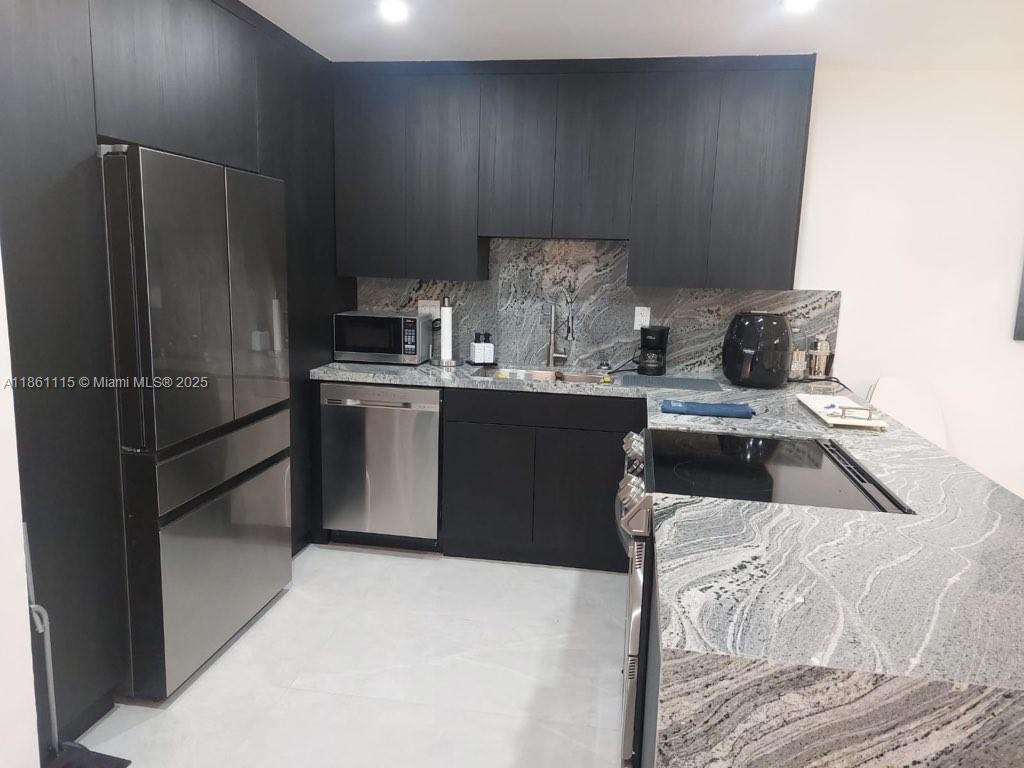 PARKER DORADO CONDO - Residential
