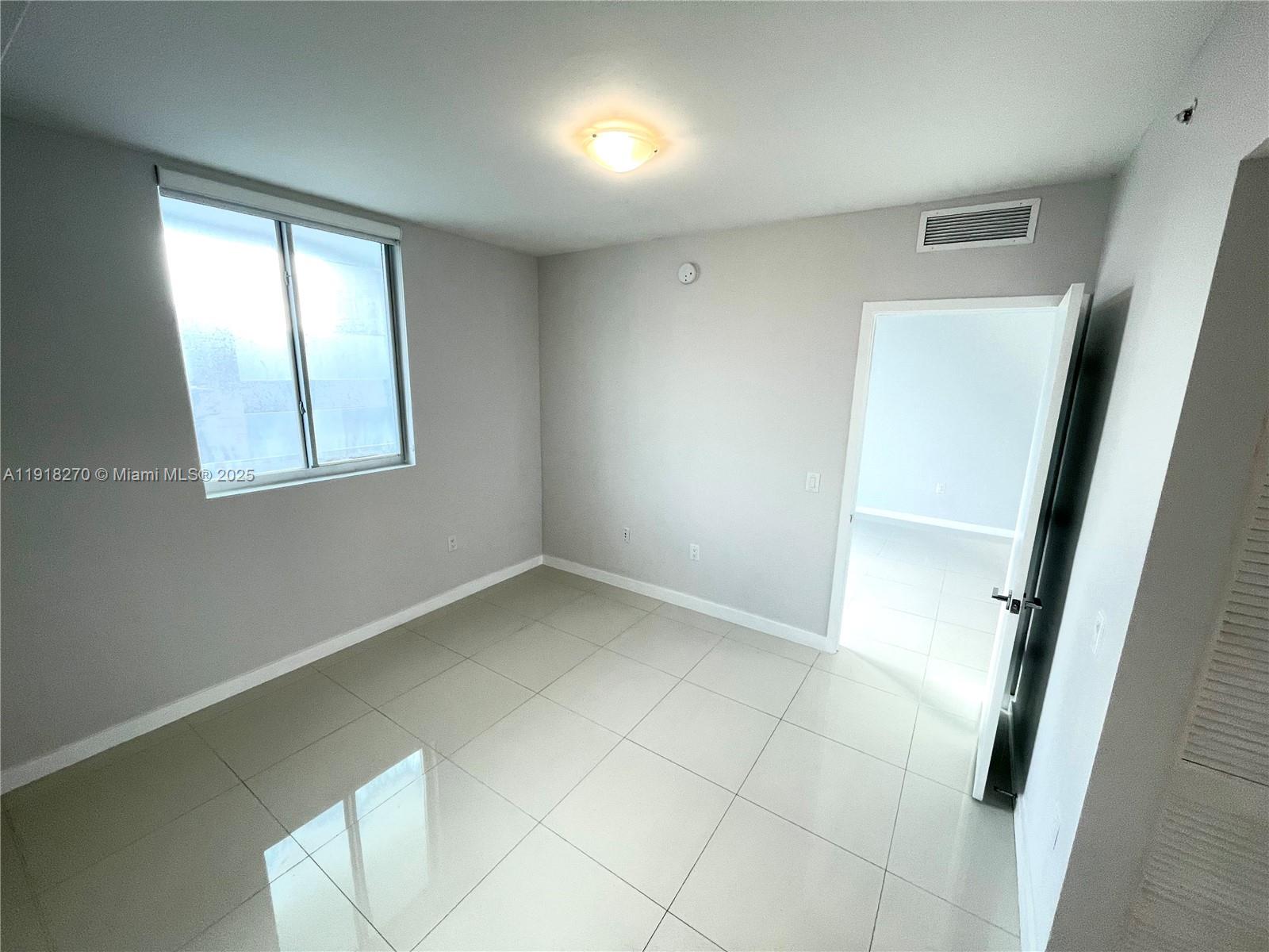 MIDTOWN DORAL CONDO 4 - Residential