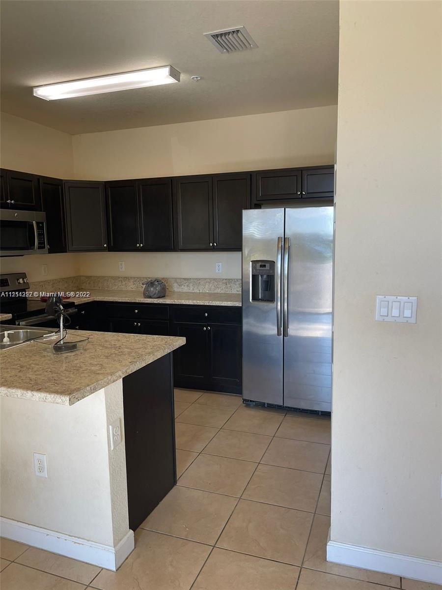 FIJI CONDO NO 1 - Residential