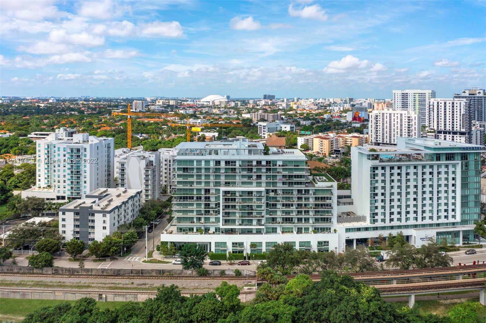 LE PARC AT BRICKELL CONDO - Residential
