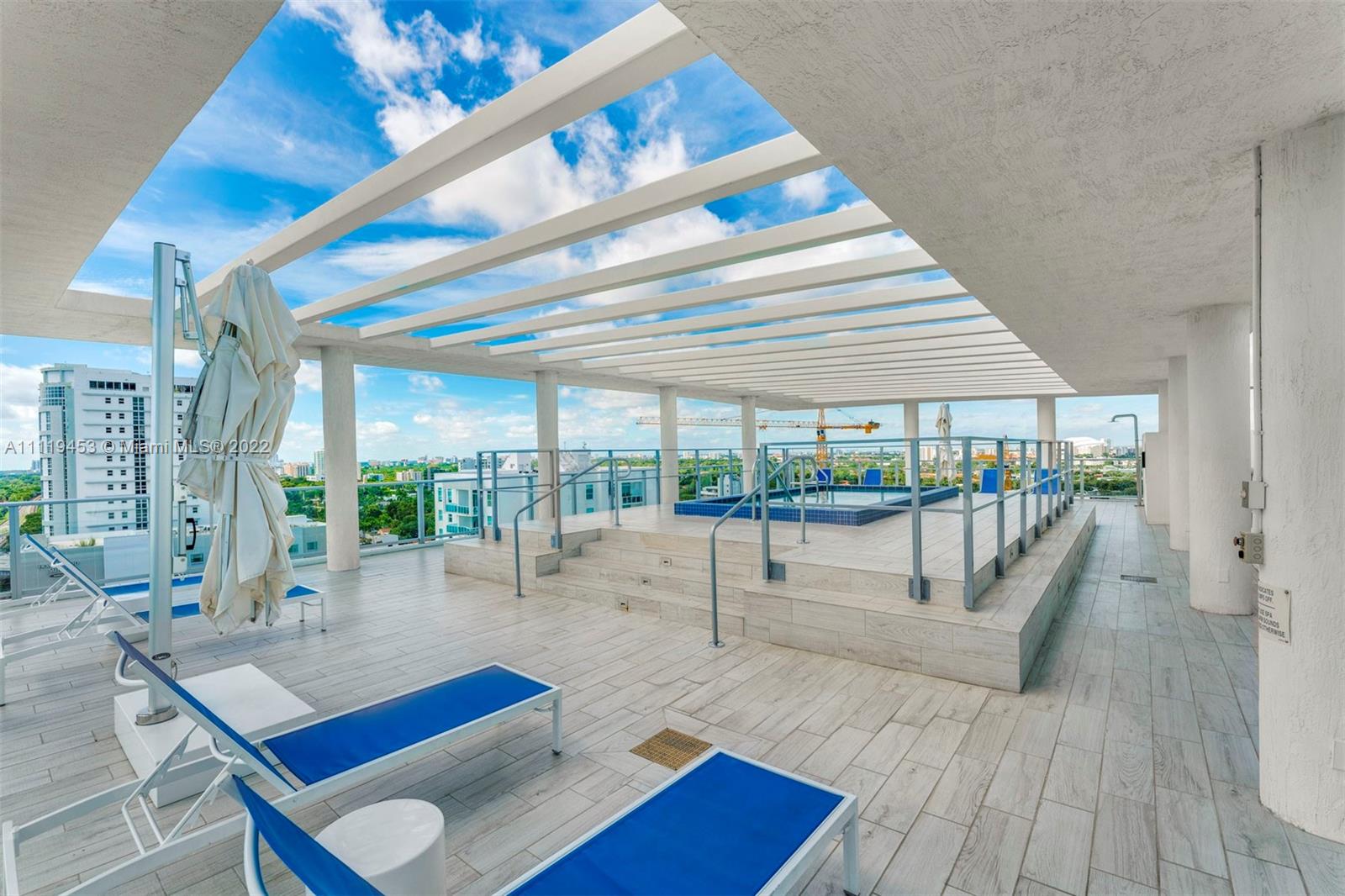 LE PARC AT BRICKELL CONDO - Residential