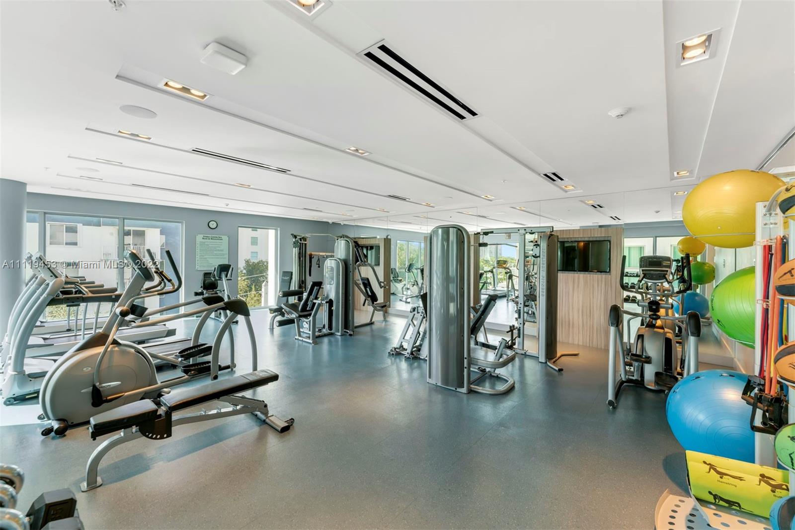 LE PARC AT BRICKELL CONDO - Residential