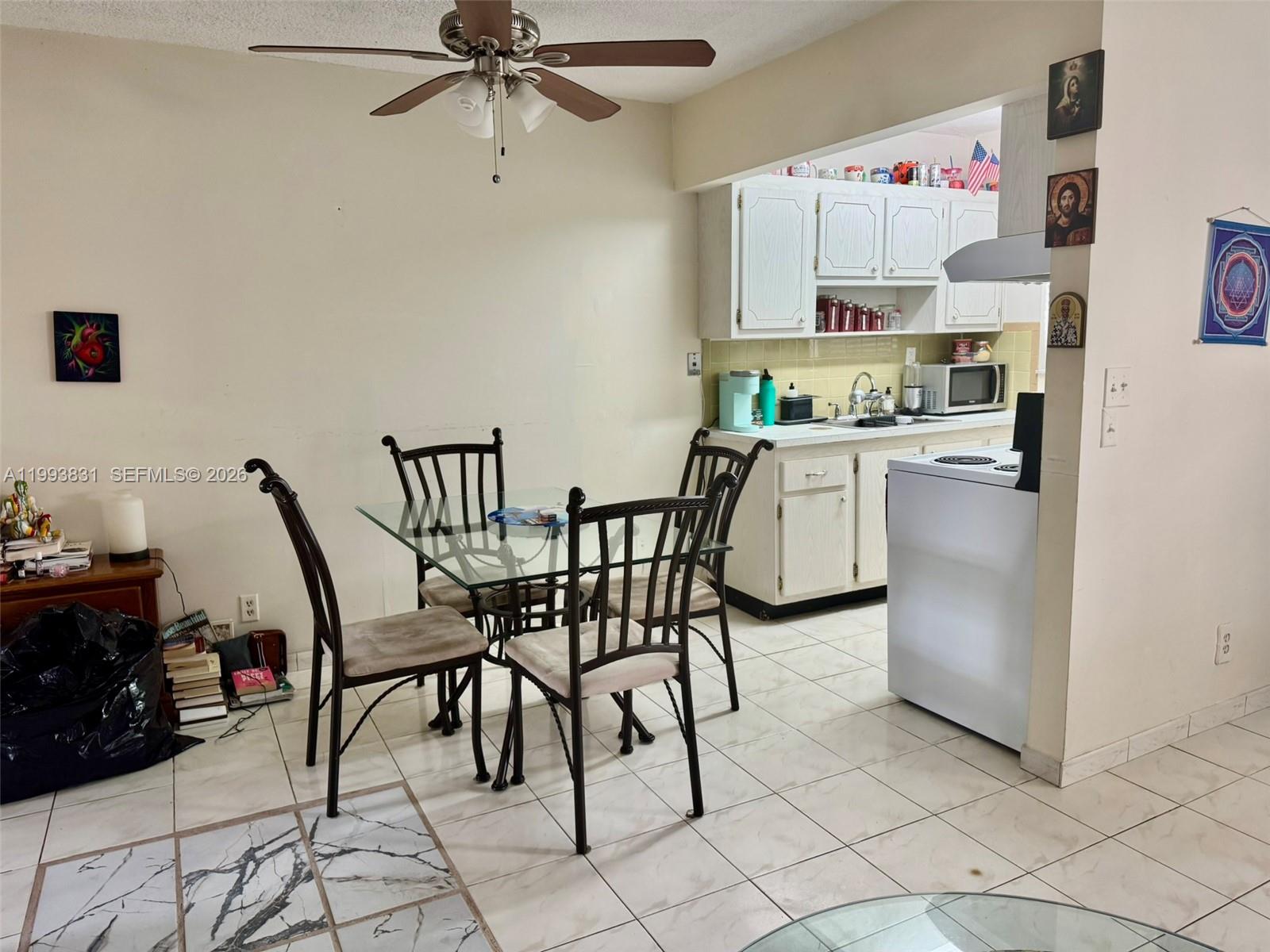 WARRENTON HOUSE CONDO - Residential