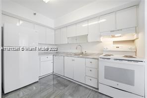 TOWER FORTY ONE CONDO - Residential