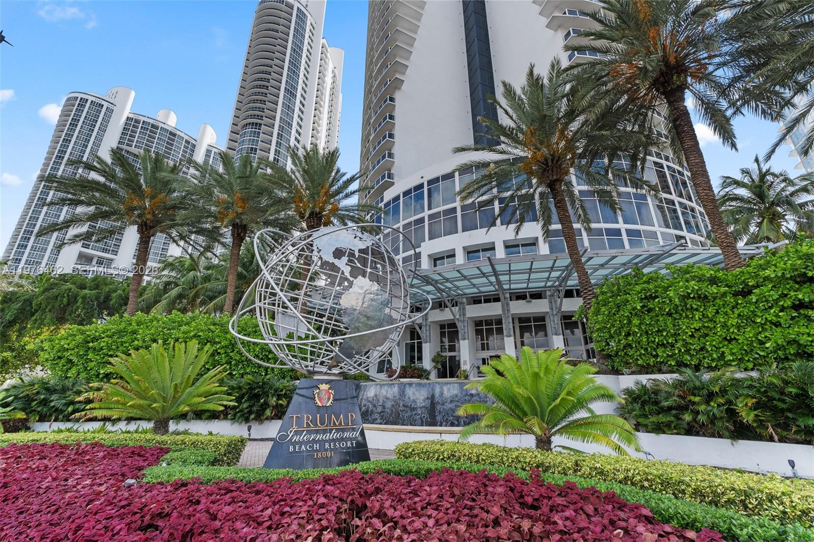 TRUMP INTERNATIONAL SONES - Residential