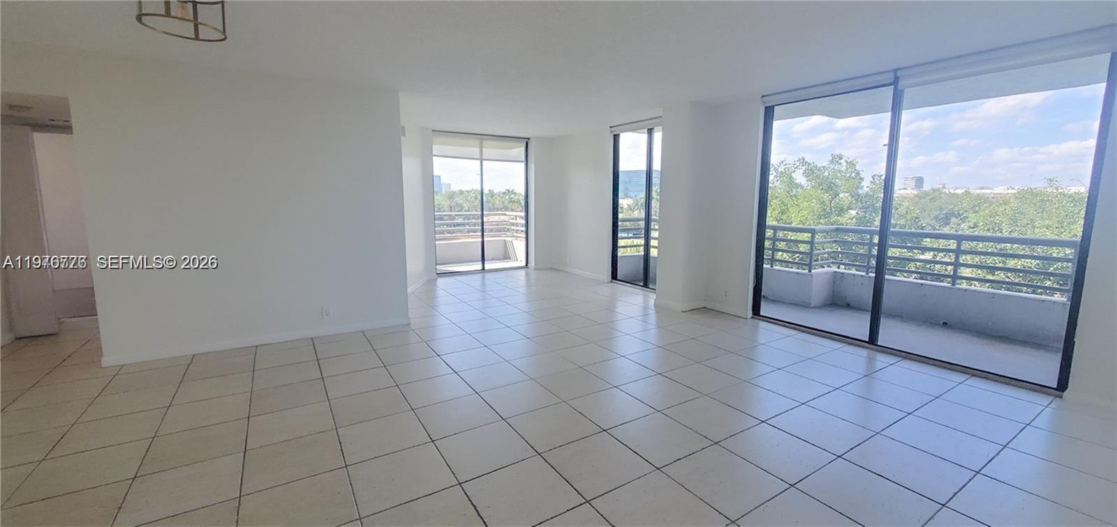 PARC CENTRAL AVENTURA SOU - Residential