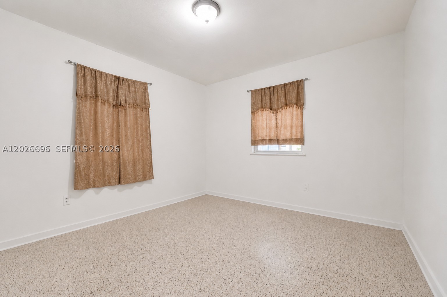 R L MOSERS ADDN - Residential Income
