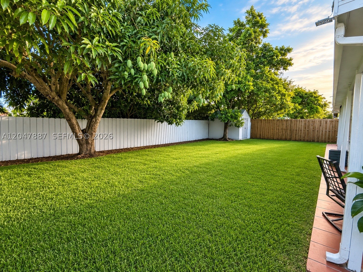 ESTATE HOMES - Residential